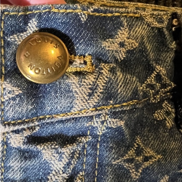 Louis Vuitton Tailored monogram denim jeans - Picture 2 of 3
